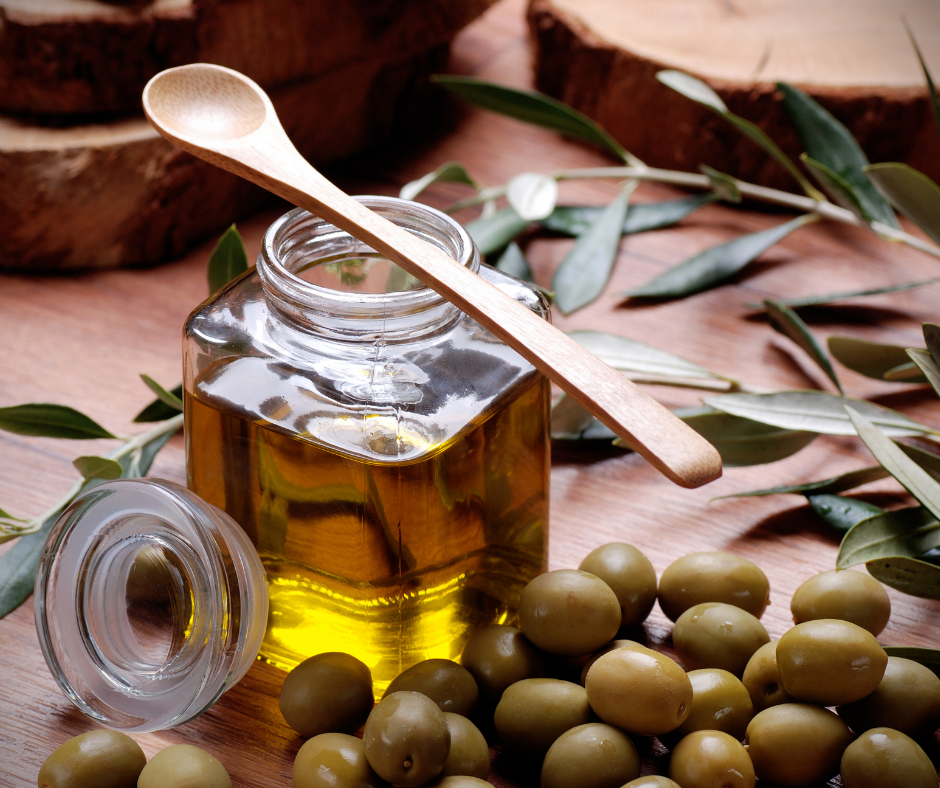 Olio extravergine d’oliva, dalle origini ai giorni nostri…
